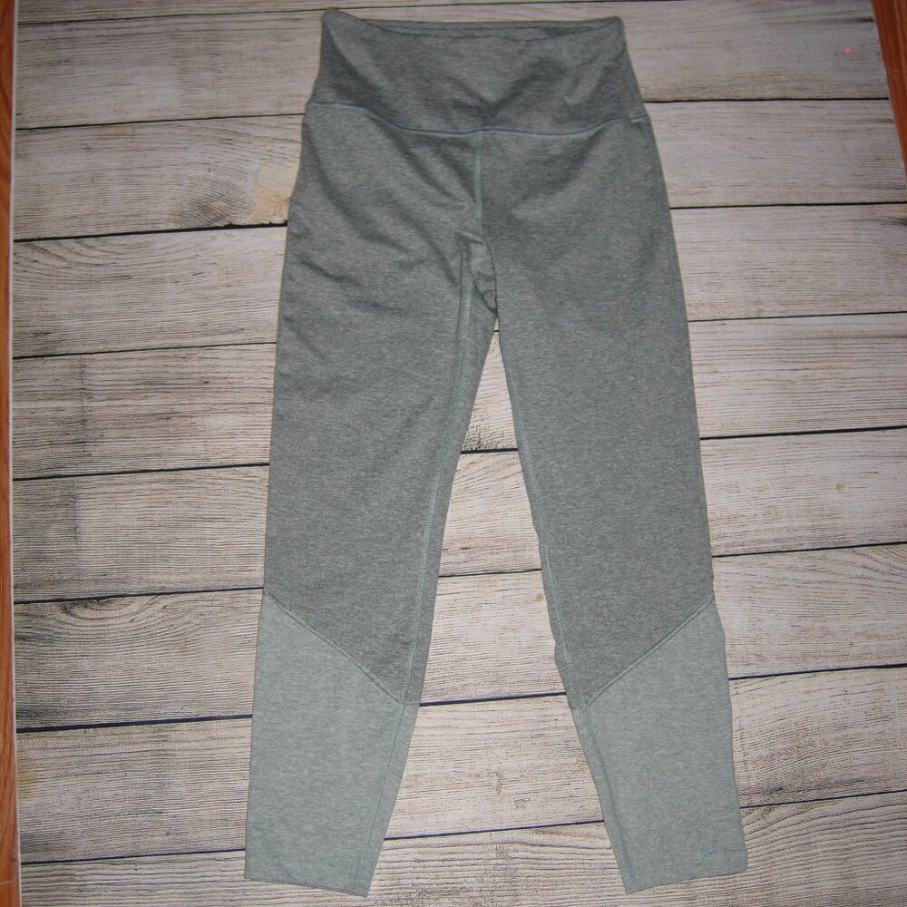 Zobha Heathered Green Leggings M